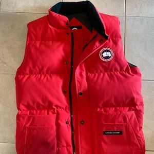 Canada Goose “Freestyle Crew Vest”